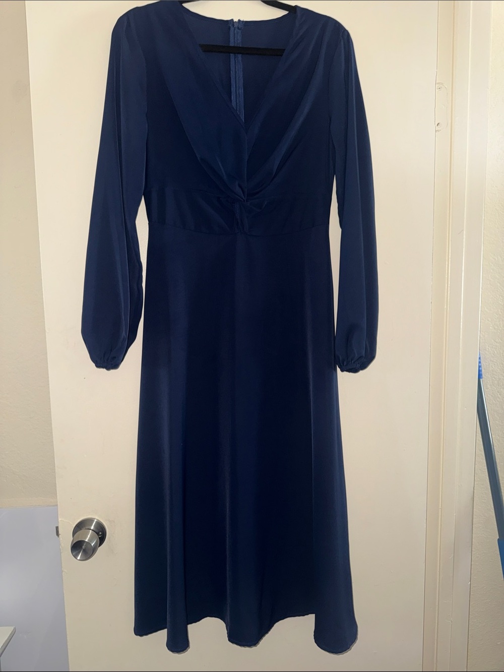 SHEIN Navy Twist-Front Long-Sleeve Midi Dress